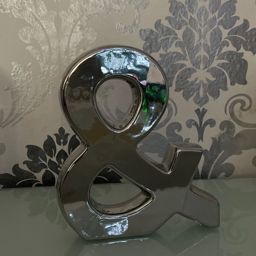 Decorative item used, in excellent condition