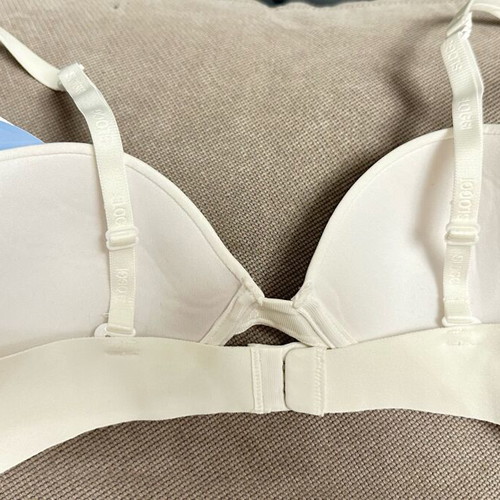 Sloggi Invisible T-Shirt Bra new white bra sizes 70A and 70C
