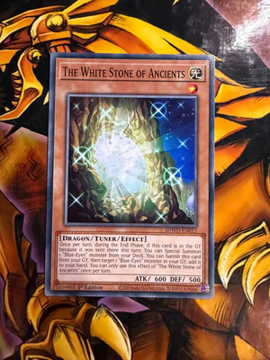 The White Stone of Ancients κάρτα Yu-Gi-Oh!