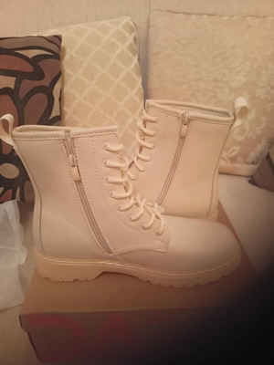 Alta Moda women's beige ankle boots new, size 39