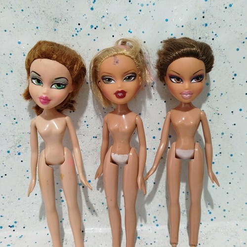 Bratz lot of three used nude dolls with flaws for OOAK