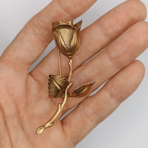 Giovanni vintage rose brooch, gold plated metal