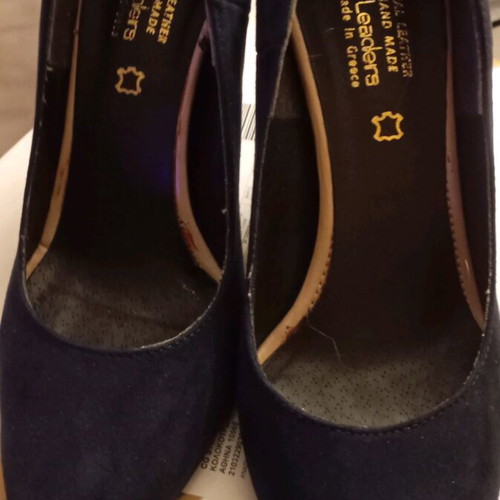 Leather pumps like new, blue, size 36, 8cm heel