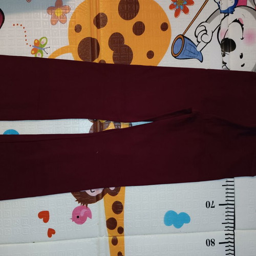 Body Move women's sportswear bell-bottom leggings used, size S, burgundy
