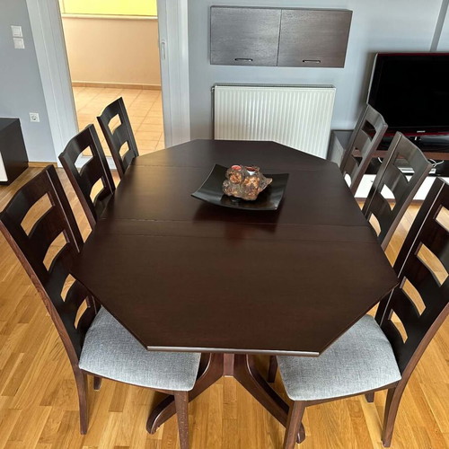 Folding dining table with 6 chairs Wege like new