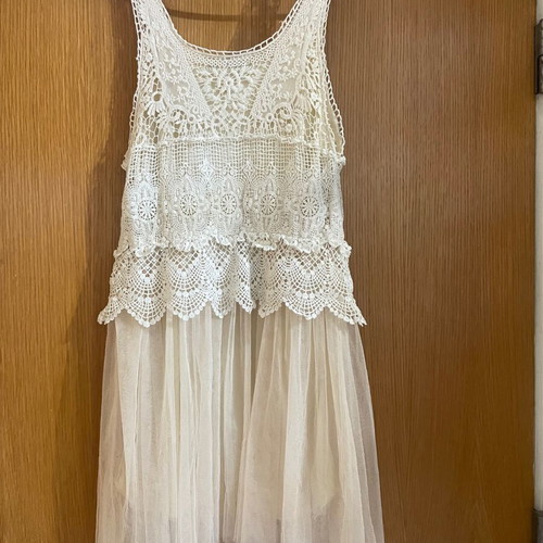 Rose & Elvis lace and tulle dress cream size S/M like new