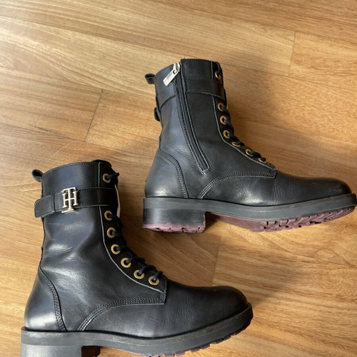 Tommy Hilfiger biker boots with gold details, size 38, black