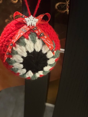 Christmas balls handmade, set of 4