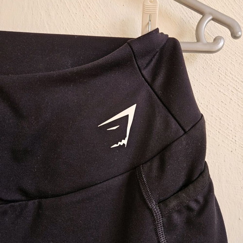 Gymshark κολάν σαν καινούργιο, μέγεθος S, μαύρο με τσέπες και δίχτυ