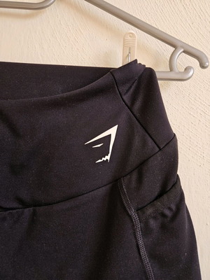 Gymshark κολάν σαν καινούργιο, μέγεθος S, μαύρο με τσέπες και δίχτυ