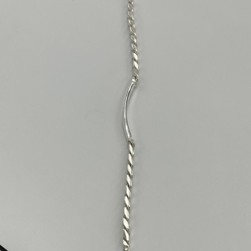 Silver identity bracelet with integrated clasp 1000 grade like new