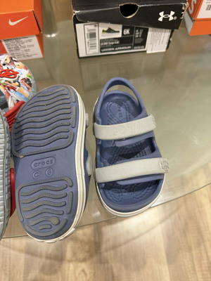 Crocs baby sandals like new, size 22, adjustable straps