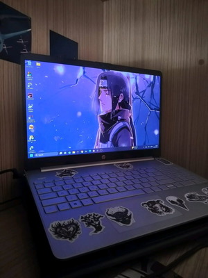 HP gaming laptop σαν καινούργιο με Ryzen 5 5500U, 16GB RAM, 500GB SSD και δώρα