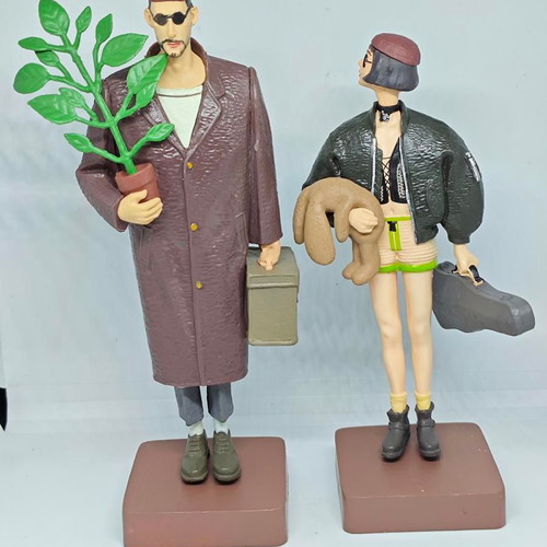 Léon & Mathilda collectible figures set like new