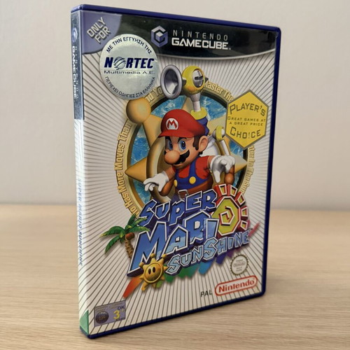 Super Mario Sunshine Nintendo GameCube game used with manual