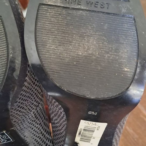 Pumps used size 36 black in excellent condition