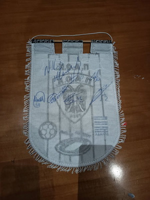 PAOK banners new with player signatures