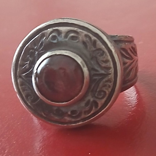 Large solid 950 silver ring with Granada cabochon, 16 mm
