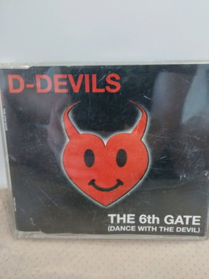 D-DEVILS The 6th Gate Dance With The Devil CD like new, electronic
