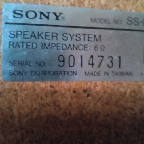 Ηχεία Sony 2 δρόμων 60 watt 6 Ωμ μεταχειρισμένα σε πολύ καλή κατάσταση