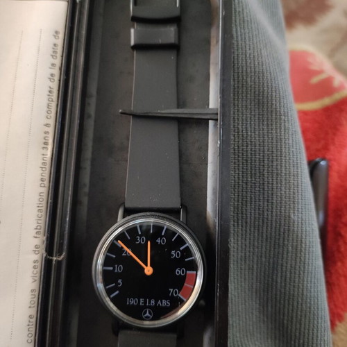 Mercedes 190 E Quartz watch shaped like a tachometer, like new
