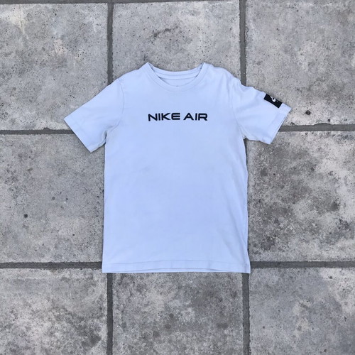 Nike Air white tee like new, size small