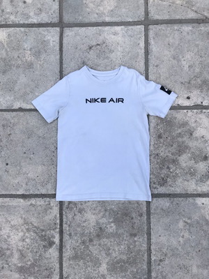 Nike Air white tee like new, size small