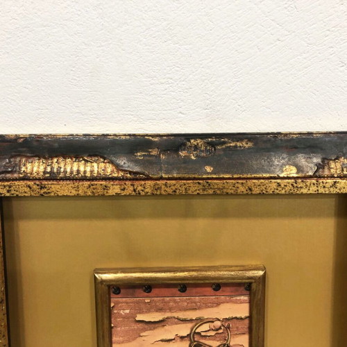 Decorative frame set like new with carved frame and gold leaf