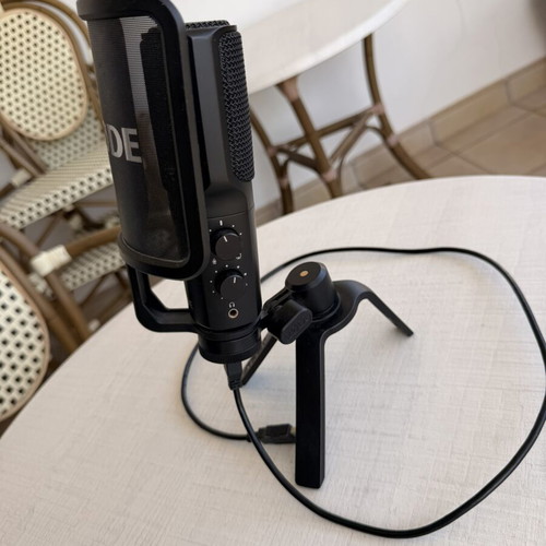 Rode NT-USB condenser microphone like new