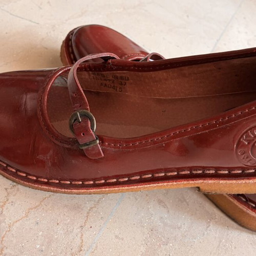 Kickers Mary Jane leather burgundy ballerinas size 37 like new