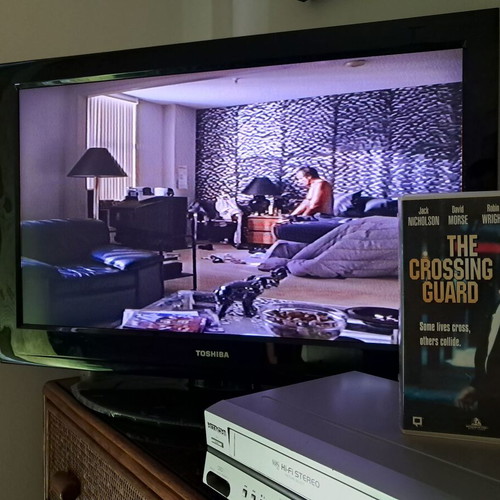 The Crossing Guard VHS like new, English audio, drama
