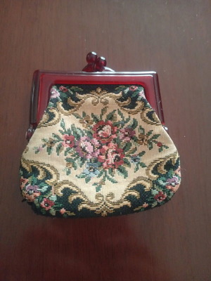 Vintage tapestry wallet like new with floral design