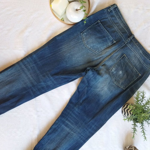 Benetton boyfriend jeans like new, with nice rips, blue