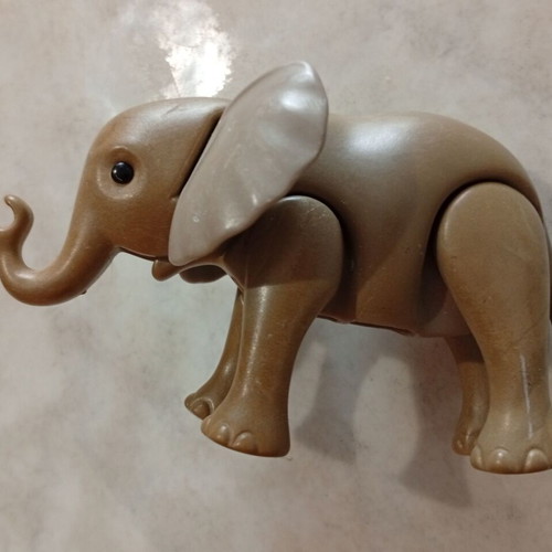 Playmobil baby elephant used