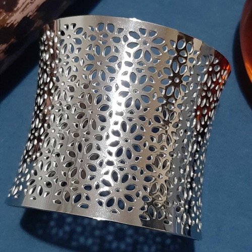 Cuff bracelet stainless steel new, silver