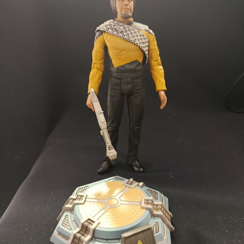 Star Trek Generation Commander Worf collectible figure used 2007