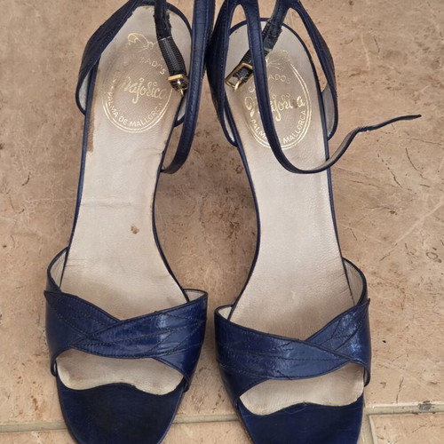 Majorica navy blue leather heeled sandals