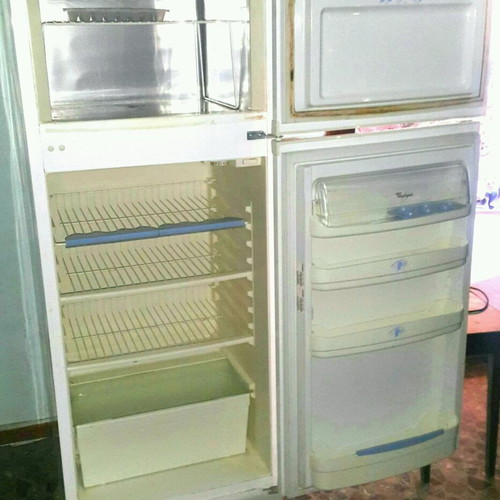 Whirlpool refrigerator used in very good condition