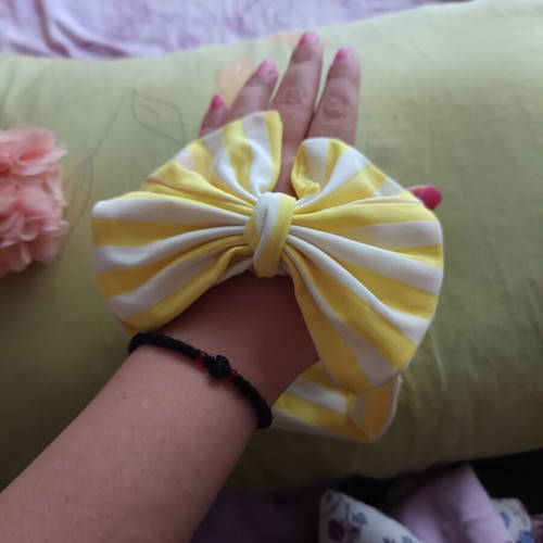Ribbons multicolor, like new