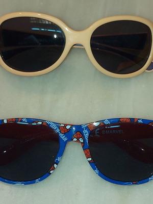 Marasil Marvel Kids Sunglasses pack of 2 like new, colorful