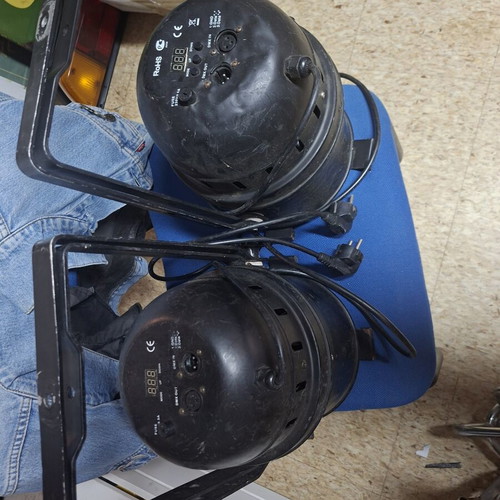 Led Spotlights Used, Pair With Color Changing Lighting