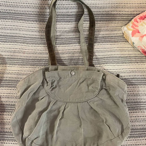 Khaki shoulder bag made of organic hemp like new