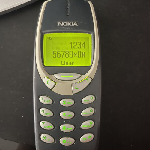 Nokia 3310 used, functional with original charger, unlocked