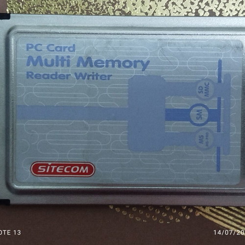 PC Card Reader like new, supports old memory cards