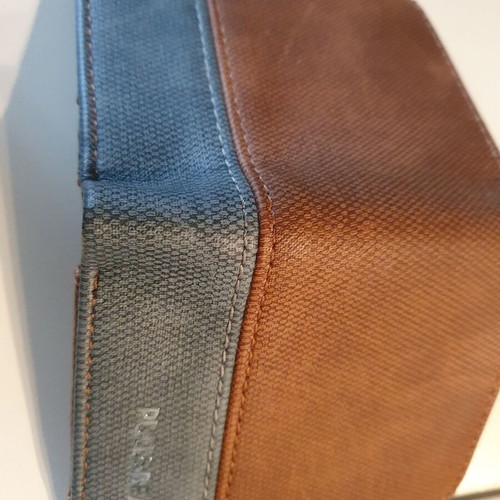 Pull and Bear wallet used in excellent condition