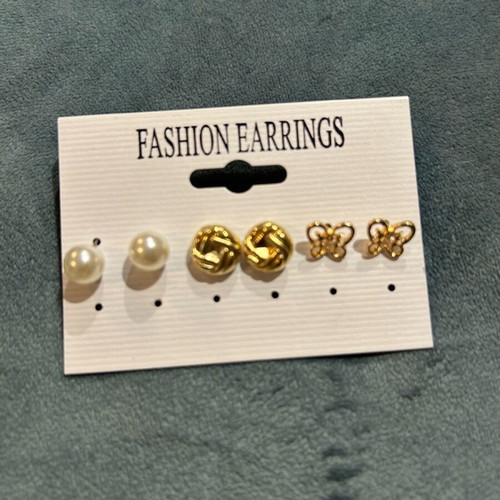 Earring set unused