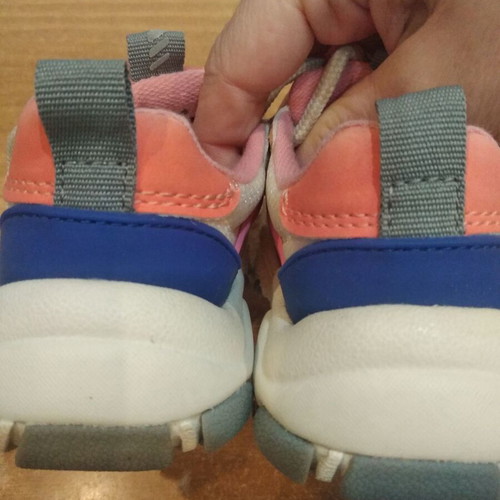 Zara athletic shoes size 23 used, gray and pink for girls