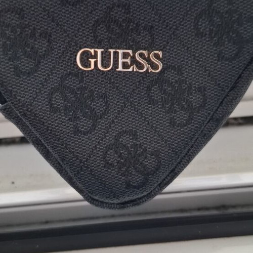 Guess wallet like new, black