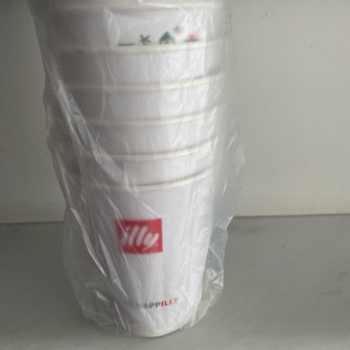 Paper cups pack of 33, 300ml, new