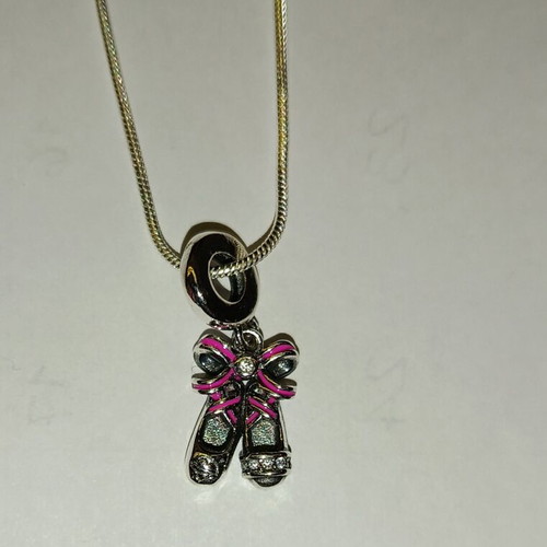 Ballerina Shoes Pendant new, silver with fuchsia ribbon